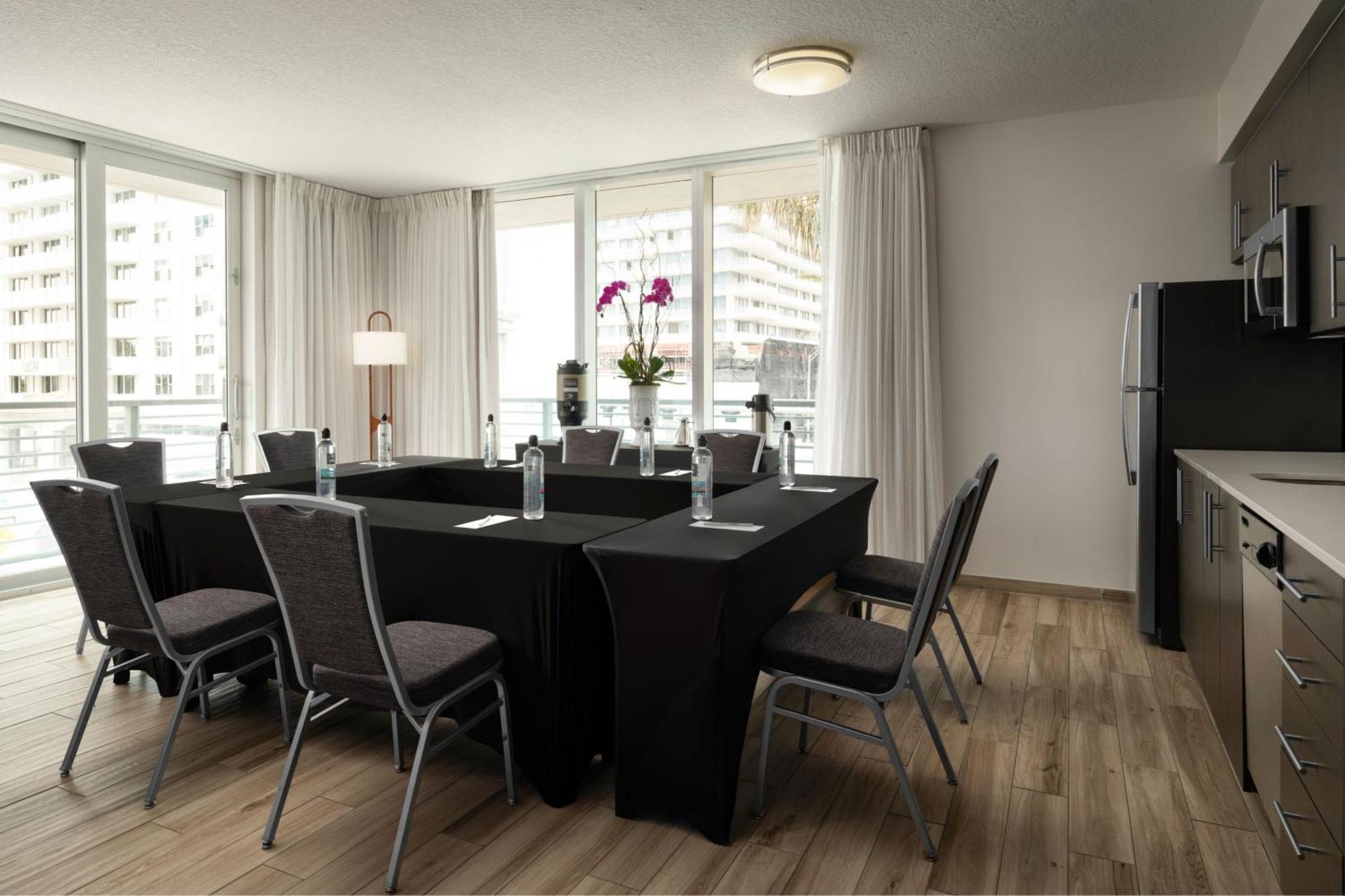 Residence Inn By Marriott Miami Beach Surfside Exterior photo
