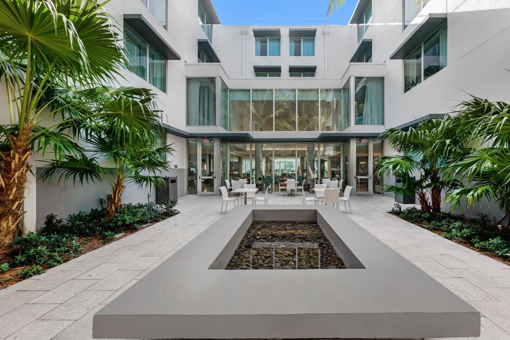 Residence Inn By Marriott Miami Beach Surfside Exterior photo